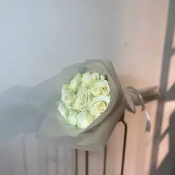 باقة جوري ابيض